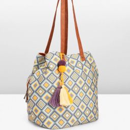 Women Multicolor Tote-image-1