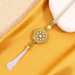 Lumba RAL1100835GWhi Assorted Rakhi Set-image-62