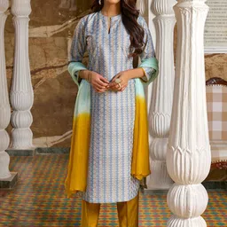 WOMEN PLUS Women Ethnic Motifs Embroidered Regular Thread Work Kurta with Trousers & With Dupatta-54