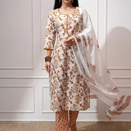 Vishudh Floral Printed Round Neck Straight Kurta with Trousers & Dupatta-picture-14