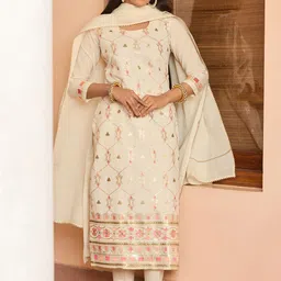 WOMEN PLUS Ethnic Motifs Embroidered Sequinned Straight Kurta With Trousers & Dupatta-picture-51