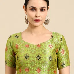 flaher Sweetheart Neck Banarasi Silk Jacquard Padded Saree Blouse-image-81