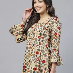 TANKHI Geometric Printed Regular Top image 4