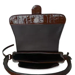 IMARS Textured Structured Handheld Bag image 3