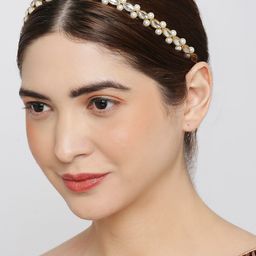 OOMPH Gold-Toned Kundan-Studded Headchain image 4