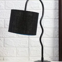 Devansh Black Textured Jute Zig Zag Curvy Table Lamp With Iron Base image 5