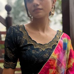Bindigasm's Advi Floral Printed Stretchable Thread Work Jacquard Saree Blouse-image-53