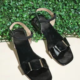 Walkfree Embellished Backstrap Open Toe Flats-64
