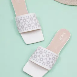 Sherrif Shoes Women Printed OpenToe Flats-86