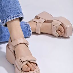 Shoetopia Women Flatform Heeled Sandals-42