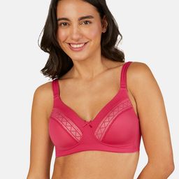 Triumph Geometric Laced Lightly Padded Full Coverage Everyday Bra With All Day Comfort-picture-11