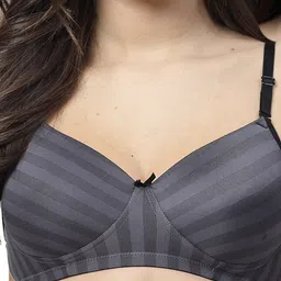 Docare Bra Full Coverage Lightly Padded image 5