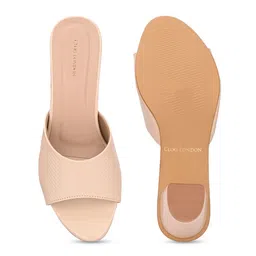 CLOG LONDON Striped Open Toe Block Heels image 4