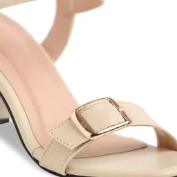 Bruno Manetti Cream-Coloured PU Block Sandals with Buckles image 2