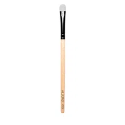 ALLURE Wooden Eyeshadow Brush C-13-image-2