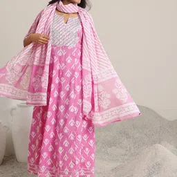 Libas Women Abstract Printed Pure Cotton Straight Kurta with Palazzos-image-13