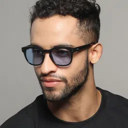 IDEE Unisex Square Sunglasses With UV Protected Lens IDS2817C15SG image 5