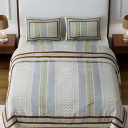 VJORE HOME EMBELLISH Off White & Black Floral 210 TC Cotton King Bedsheet Set-picture-22
