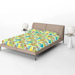 Divine Casa Yellow & Green Geometric 144 TC Queen Bedsheet with 2 Pillow Covers-image-63