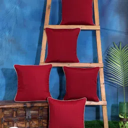 SOKNACK Maroon Solid Set of 5 Square Cushion Covers-47