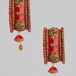 Peora Set of 10 Red Gold-Plated Designer Silk Thread Studded Bridal Chuda Bangles image 3