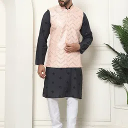 SOJANYA Men Floral Embroidered Regular Thread Work Kurta with Churidar-20
