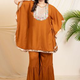 DEEBACO EmbroideredPlus Size Kaftan With Sharara Co-Ord-picture-38