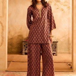 Bani Women Geometric Embroidered V-Neck Tunic With Palazzos Co-Ords-image-100