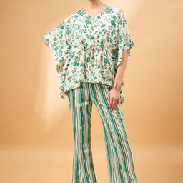 all about you Floral Printed Top With Trousers-image-73
