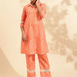 Sringam Shirt Collar Printed Top With Trouser Co-Ords-image-79