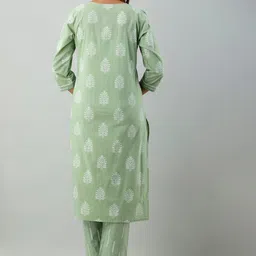 KASHEEDA Ethnic Motifs Printed Sequinned Kurta with Trousers & With Dupatta image 5