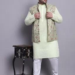 SOJANYA PLUS Plus Size Embroidered Kurta With Pyjamas & Nehru Jacket image 2