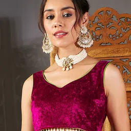 Shae by SASSAFRAS Fuchsia V-Neck Sleeveless Fringed Velvet Crop Top-picture-28