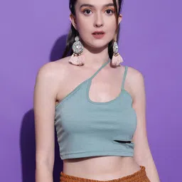 Stylecast X Kotty Green Shoulder Straps Cut-Out Fitted Crop Top-picture-29