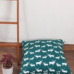 My Gift Booth Green & White Deer Print Square Cushion-12