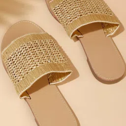 LULU & SKY PU Wedge Pumps with Laser Cuts-picture-22