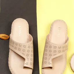 Denill Textured One Toe Flats With Laser Cuts-10