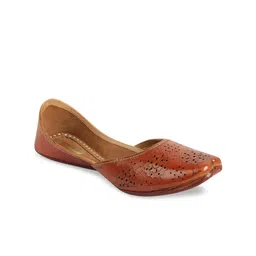 Ta Chic Women Brown Textured Ethnic Mojaris with Laser Cuts Flats-51