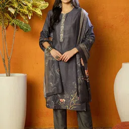 AHIKA Floral Printed Regular Straight Kurta With Trousers & Dupatta-36