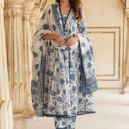 PARTHVI Women Floral Printed Regular Thread Work Pure Cotton Kurta with Trousers & With Dupatta-image-56