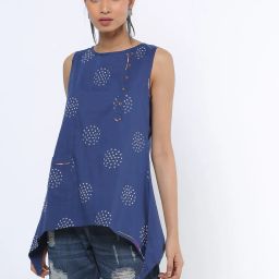 project eve Geometric Pattern Top with Dipped Hems image 1
