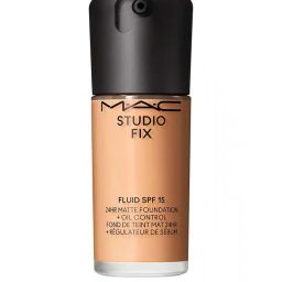 m.a.c Studio Fix Fluid SPF 15 Foundation - C4.5 image 1
