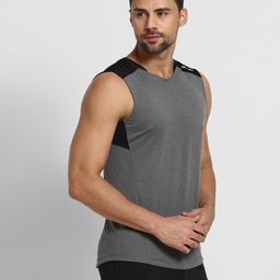 van heusen Performance Swift Dry & High Stretch Vest image 2