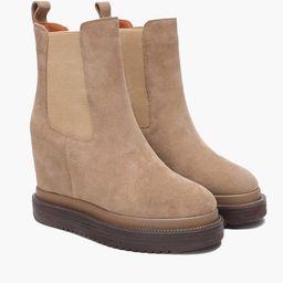 saint g Round-Toe Ankle-Length Slip-On Boots image 2