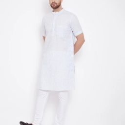 even Textured Long Kurta with Patch Pocket image 3