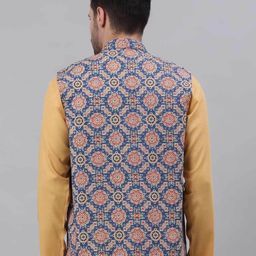 neudis Sleeveless Nehru jacket With Patch Pocket image 3