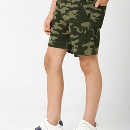 gas Camouflage Print Shorts with Insert Pockets image 3