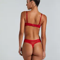 hunkemoller Lightly-Padded Underwired Plunge Bra image 3