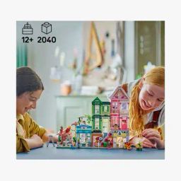 lego Friends Heartlake City Apartments And Stores Model Kit image 3
