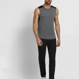 van heusen Performance Swift Dry & High Stretch Vest image 4